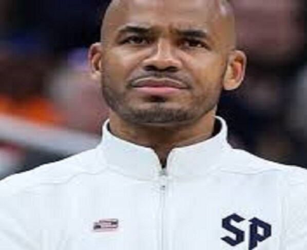 Shaheen Holloway Salary: Net Worth & Career Earnings