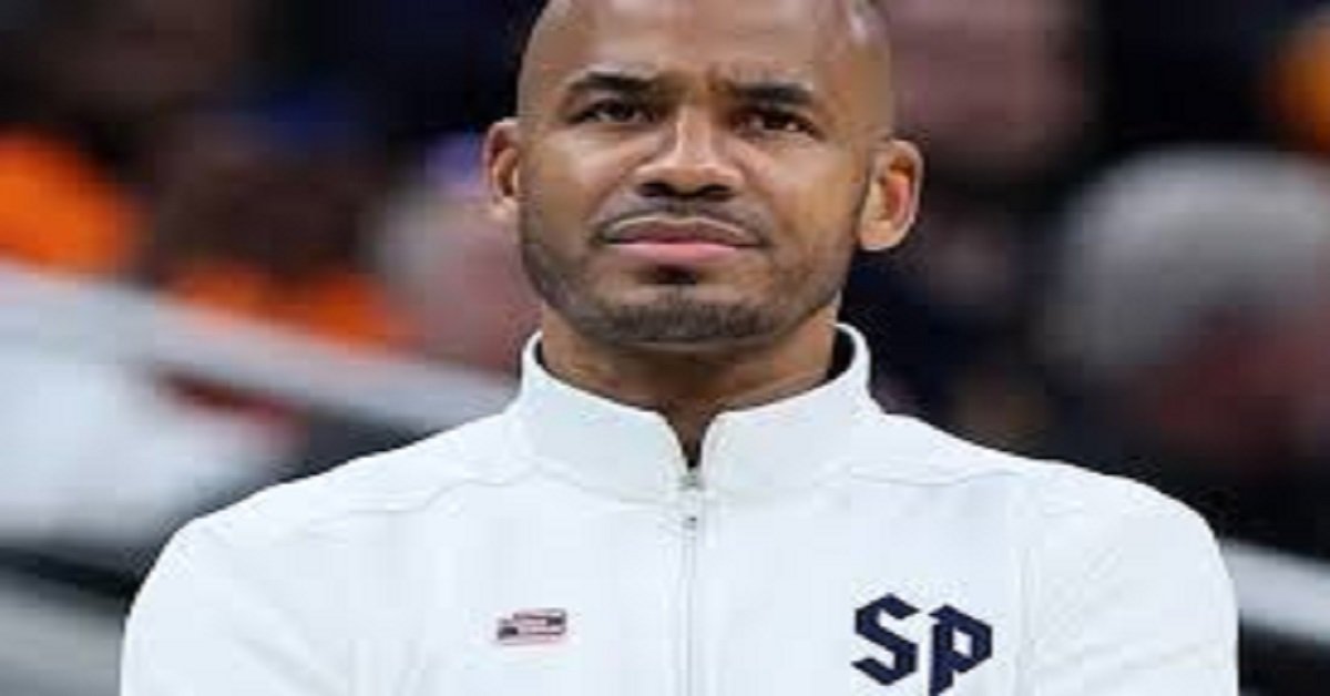 Shaheen Holloway Salary: Net Worth & Career Earnings